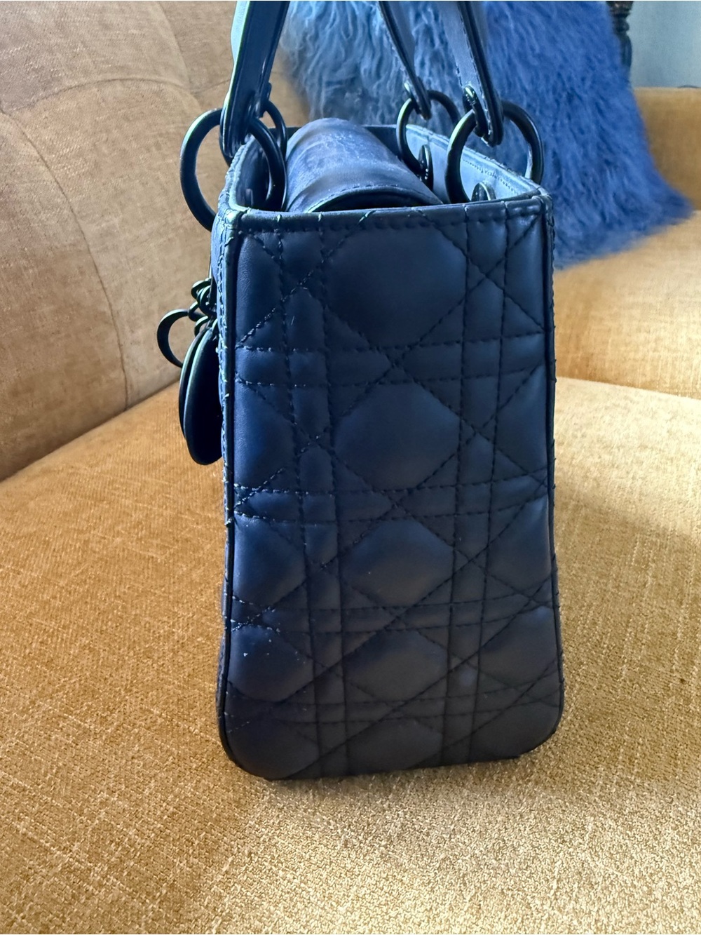 Christian Dior Lady Dior Medium Bag Black Ultramatte Cannage Calfskin pre-owned - Picture 6 of 14